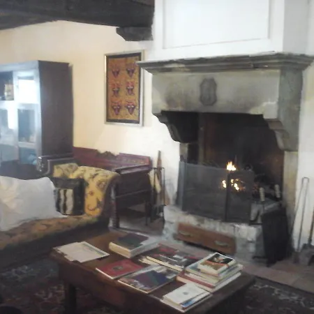 Borgo Del Fornello Bed and breakfast San Benedetto Val di Sambro