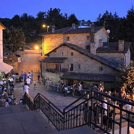 Borgo Del Fornello Couette-café San Benedetto Val di Sambro